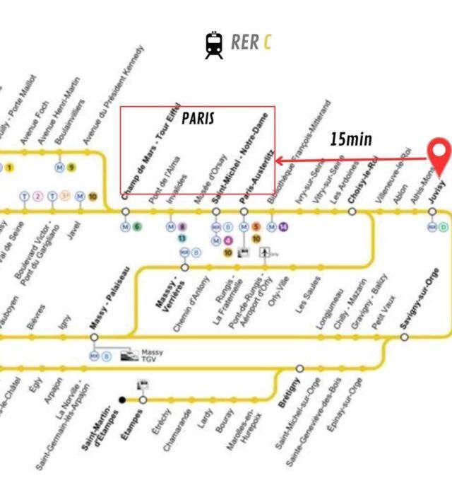 Superbe Entier Au Pied De La Gare Rer, A 15 Min De Paris & Orly